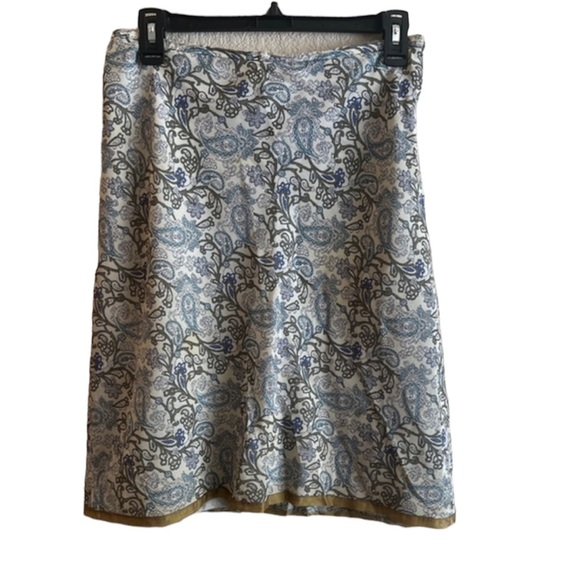 Banana Republic Skirt Italy‎ Ivory Blues Celadon Paisley Print Size 8 - Picture 1 of 10